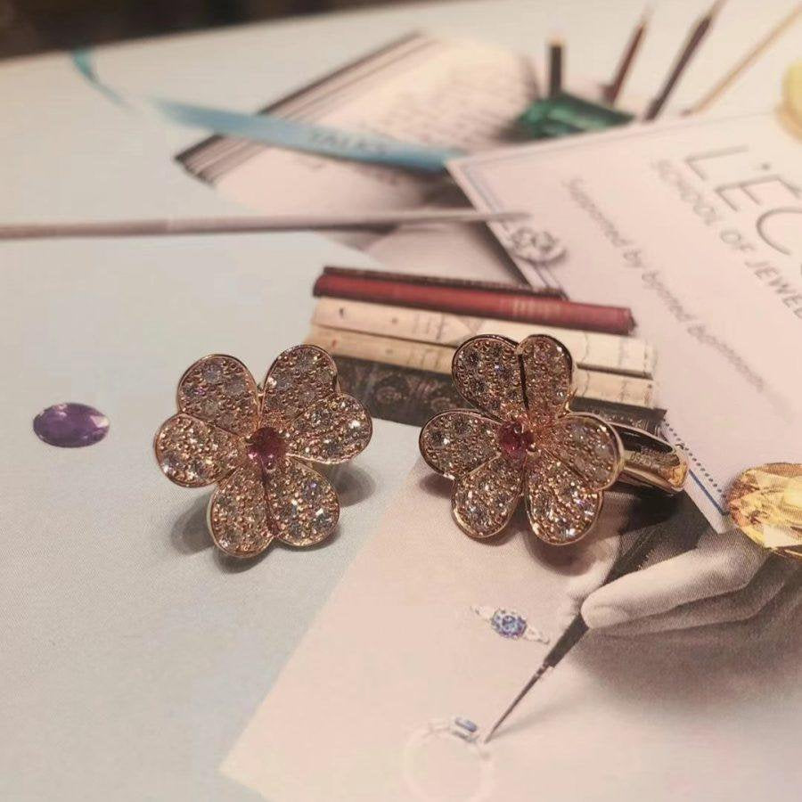 [Vintora]FRIVOLE PINK GOLD FLOWER DIAMOND EARRINGS