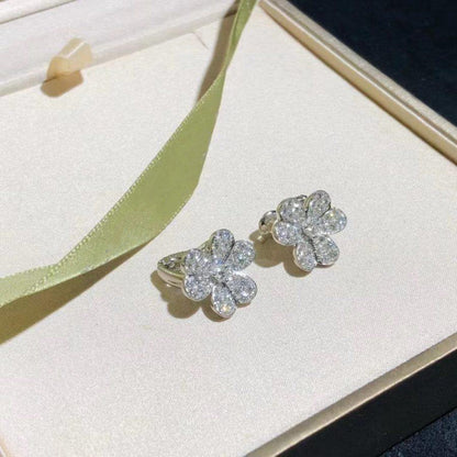 [Vintora]BOUCLES D'OREILLES FRIVOLE FLEUR ARGENTÉE DIAMANT