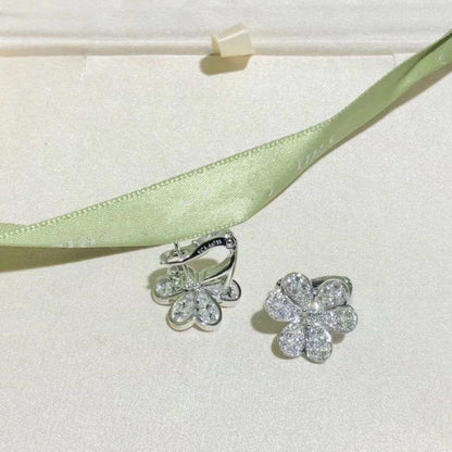 [Vintora]BOUCLES D'OREILLES FRIVOLE FLEUR ARGENTÉE DIAMANT