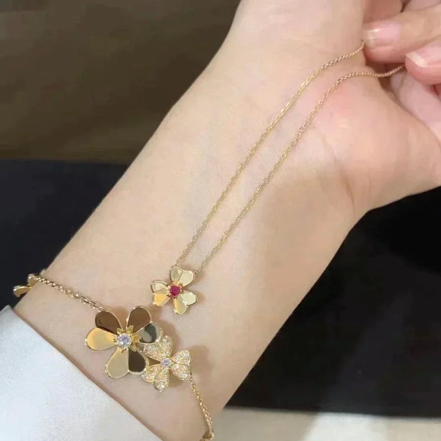 [Vintora]COLLIER FLEUR FRIVOLE OR