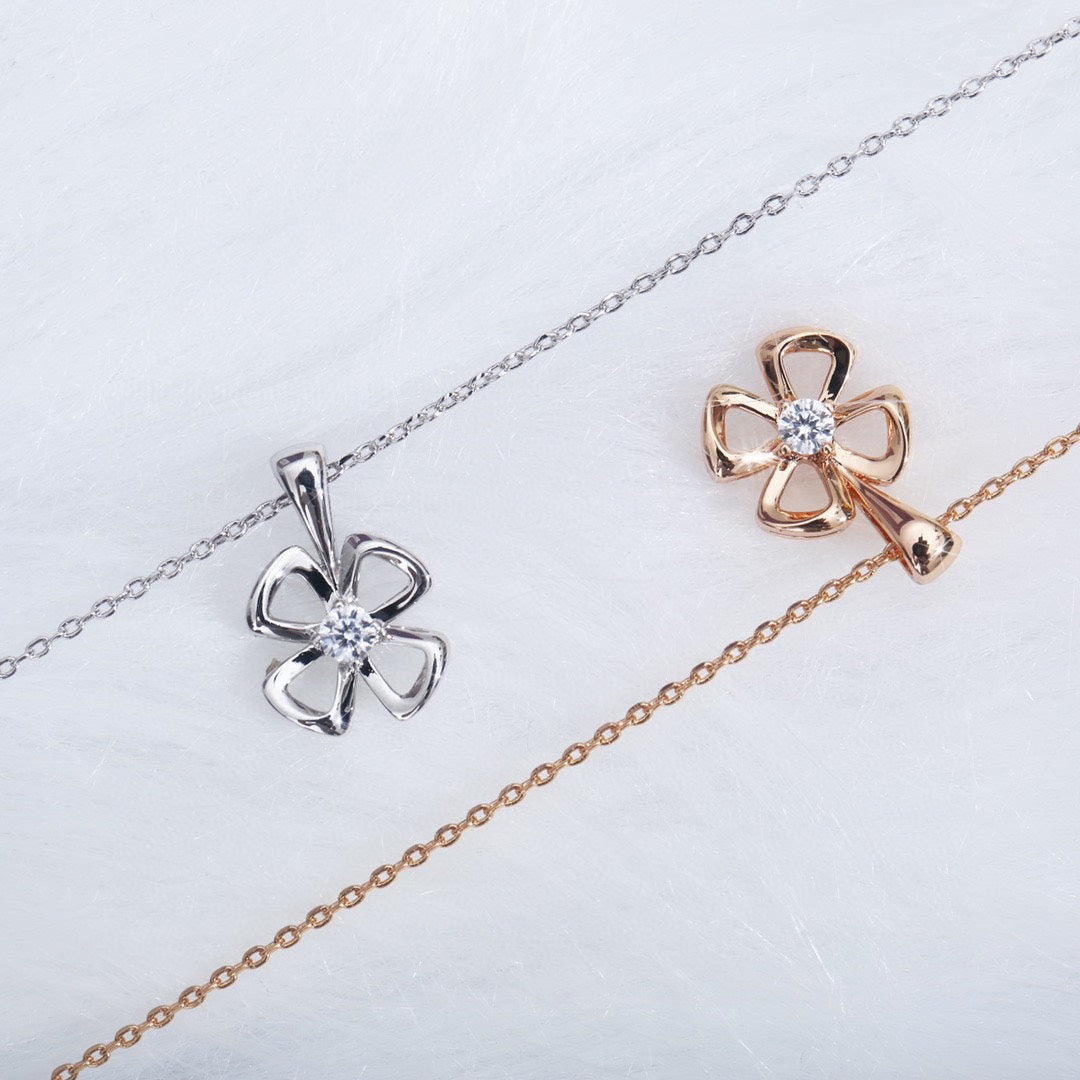 [Vintora]FIOREVER NECKLACE DIAMOND CENTER