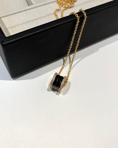 [Vintora]ZERO 1 BLACK CERAMIC DIAMOND PINK GOLD NECKLACE
