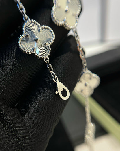 [?Vintora] CLOVER 5 MOTIF LASER BRACELET COLLECTION